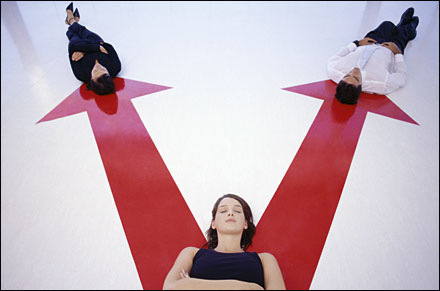 UN PASO IMPORTANTE: LA TOMA DE DECISIONES